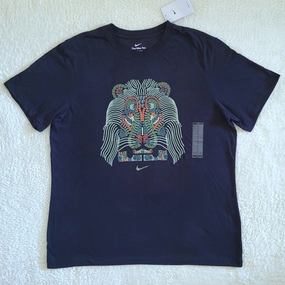 ✨️HP✨️Nike👟 x LeBron James🏀 "Strive For Greatness" Lion's Head🦁 Dri-Fit Tee